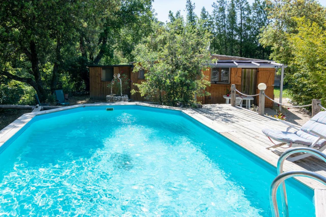 Le De L'uzege - Piscine, Detente Et Ballades Holiday home Belvezet