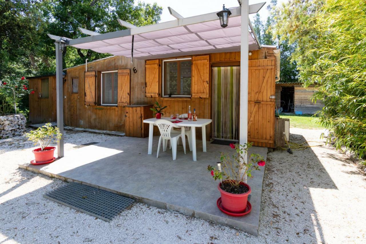 Le De L'uzege - Piscine, Detente Et Ballades Holiday home *
